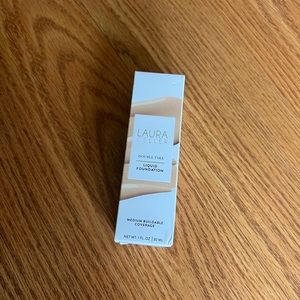 Laura Geller double take liquid foundation in Light 150
